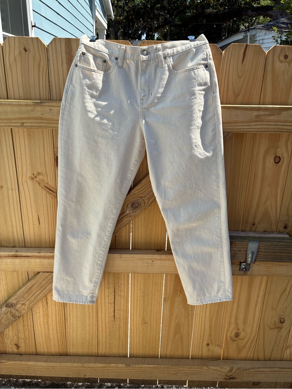 Crew Slouchy Boyfriend Jeans | Size 29 | Beige/Ecru | Gently Used - Picture 1 of 6